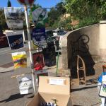 Vide greniers au Cap Brun à Toulon Photo 3